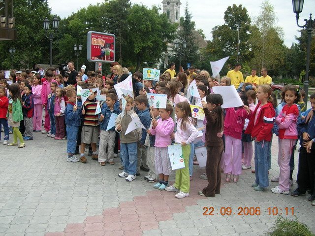 Стоп амброзији- Дан слонова